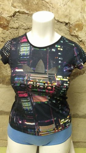 T-Shirt motifs lumière de Adidas M