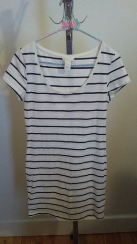 Chandail-Robe H & M   S