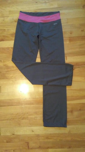Pantalon gris et rose Fila M