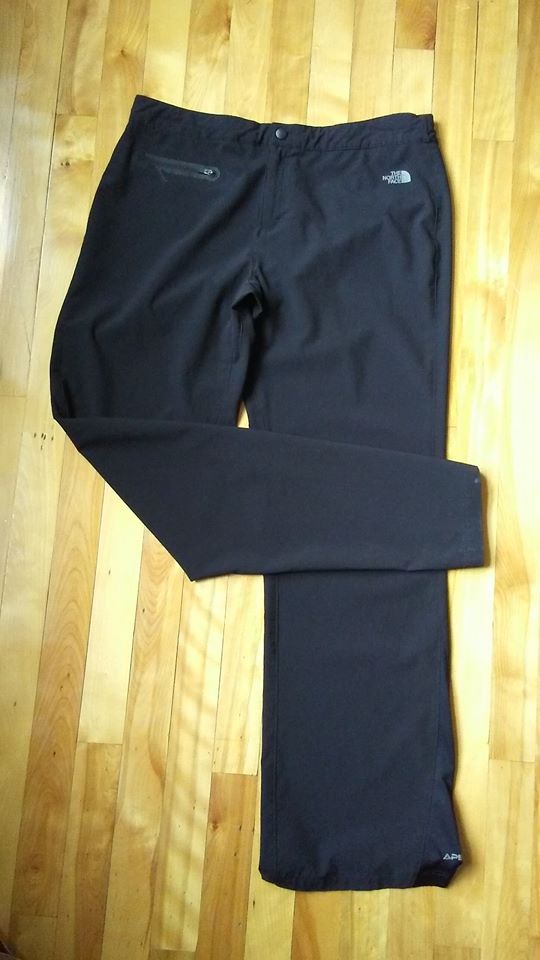 Pantalon noir The North Face gr12